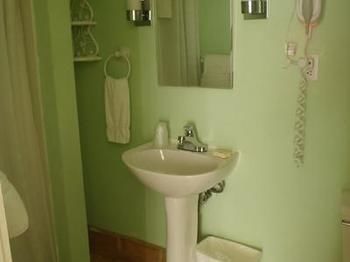 Speakeasy Inn (Adults Only) Кей Уест Екстериор снимка